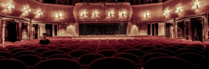 Cos'è la scenografia nel teatro?